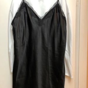 VICTORIA SECRET BLACK SLIP